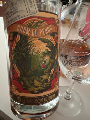 Photo of the rum La Maison du Rhum Millonario #3 taken from user Andi