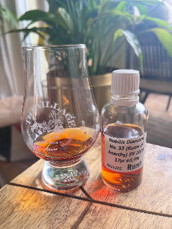 Photo of the rum No. 33 (Rums of Anarchy) SV taken from user Serge