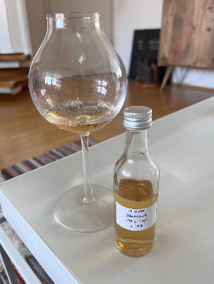 Photo of the rum Aurum No. 4 taken from user Serge