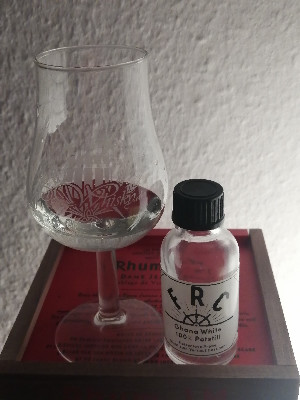 Photo of the rum Flensburg Rum Company FRC Ghana White 100% Pot Still taken from user Gunnar Böhme "Bauerngaumen" 🤓