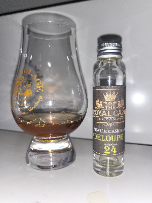 Photo of the rum The Royal Cane Cask Company Guadeloupe taken from user zabo