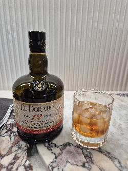 Photo of the rum El Dorado 12 (2020 Release) taken from user Aussierumfan