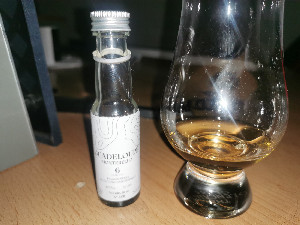 Photo of the rum Montebello No. 22B taken from user Gregor 