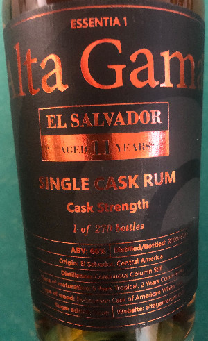 Photo of the rum Alta Gama Essentia 1 El Salvador taken from user BTHHo 🥃