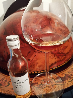 Photo of the rum La Dame Jeanne Numéro 1 taken from user Gunnar Böhme "Bauerngaumen" 🤓