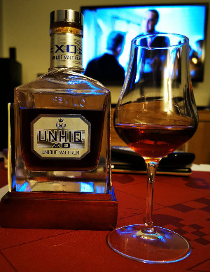 Photo of the rum Unhiq XO Unique Malt Rum taken from user Kevin Sorensen 🇩🇰