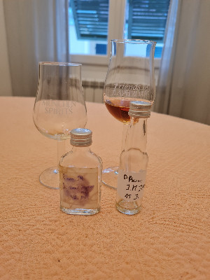 Photo of the rum 2004 taken from user Agricoler