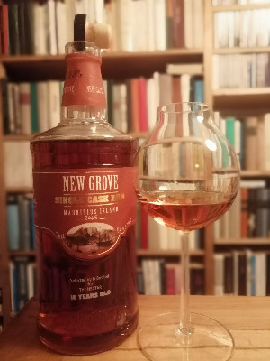 Photo of the rum New Grove Single Cask for The Nectar taken from user Gunnar Böhme "Bauerngaumen" 🤓