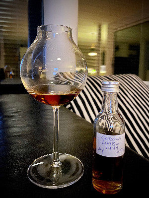 Photo of the rum LIMBO HTR taken from user Jakob