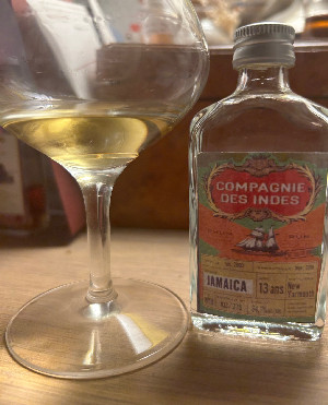 Photo of the rum Jamaica (Bottled for Denmark) taken from user Lawich Lowaine