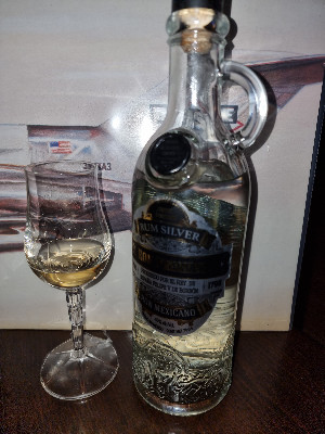 Photo of the rum El Ron Prohibido Rum Silver taken from user BjörnNi 🥃