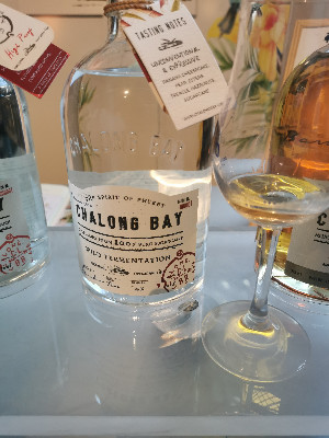 Photo of the rum Chalong Bay Wild Fermentation / High Proof taken from user Gregor 
