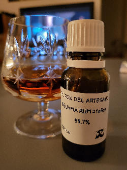 Photo of the rum Panama Rum 21 Años taken from user zabo