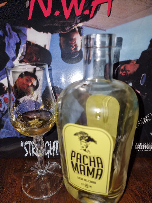 Photo of the rum Pacha Mama Licor Del Caribe taken from user BjörnNi 🥃