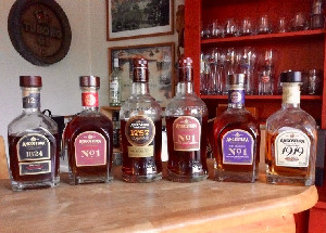 Photo of the rum Angostura 1824 Premium Rum (Vintage) taken from user Stefan Persson