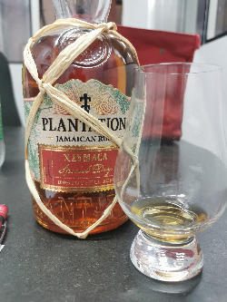 Photo of the rum Plantation XAYMACA Special Dry taken from user Gregor 