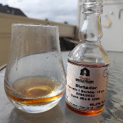 Photo of the rum Dictador Parrafo I Borbón taken from user Timo Groeger