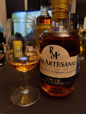 Photo of the rum Rum Artesanal Ron de República Dominicana taken from user Gin & Bricks