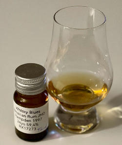 Photo of the rum The Whisky Blues Pure Single Jamaican Rum JMD taken from user Thunderbird