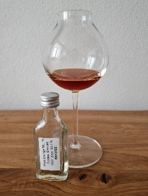 Photo of the rum Rum Sponge No. 15 taken from user SaibotZtar 