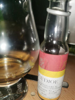 Photo of the rum Rumclub Private Selection Ed. 28 Cudjoe (Aged Ghana Rum) taken from user Gregor 