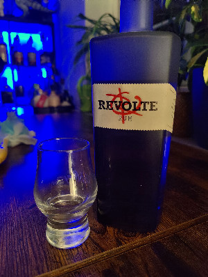 Photo of the rum Revolte Rum taken from user Gin & Bricks