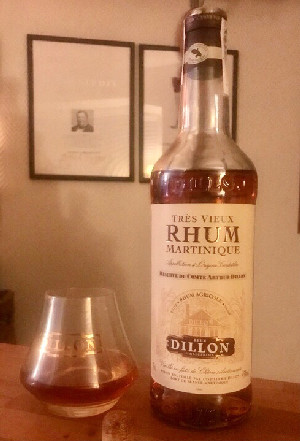 Photo of the rum Très Vieux Rhum V.S.O.P. taken from user Stefan Persson