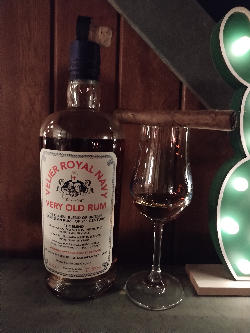 Photo of the rum Royal Navy taken from user Gunnar Böhme "Bauerngaumen" 🤓