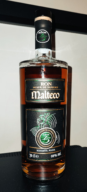 Photo of the rum Malteco 15 Years - Reserva Maya taken from user 𝕯𝖔𝖓 𝕸𝖆𝖙𝖙𝖊𝖔