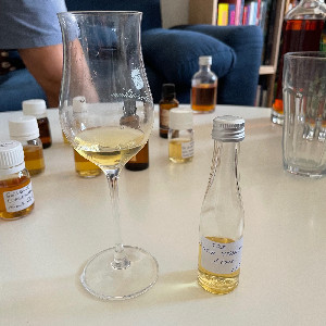 Photo of the rum Jamaica (Bottled for Denmark) taken from user Mike H.