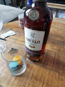 Photo of the rum Abuelo XV Napoleon taken from user Robin Delange