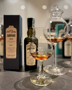 Photo of the rum Sélection exclusive Velier taken from user Jakob