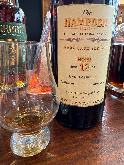 Photo of the rum Rare Cask Series HGML taken from user Jarek