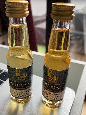 Photo of the rum Rum Artesanal Fiji Rum FSDP taken from user Johannes