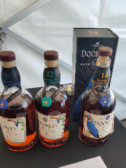 Photo of the rum Doorly‘s 14 Years taken from user Vincent D