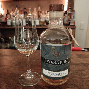 Photo of the rum Rum Artesanal Guyana taken from user Gunnar Böhme "Bauerngaumen" 🤓