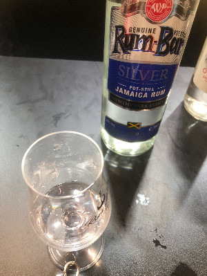 Photo of the rum Rum-Bar Silver taken from user Mateusz