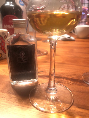 Photo of the rum Black Label Edition taken from user Tschusikowsky