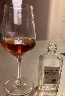 Photo of the rum  taken from user Chrischi78