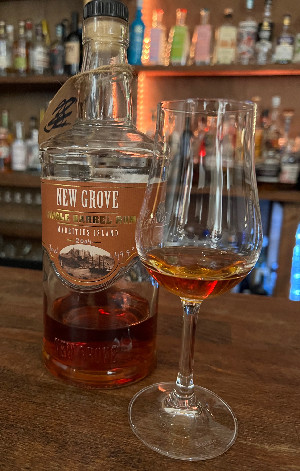Photo of the rum New Grove Single Cask Rum taken from user Andi