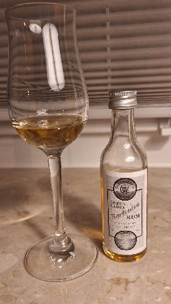 Photo of the rum Green Label taken from user Alexander Rasch