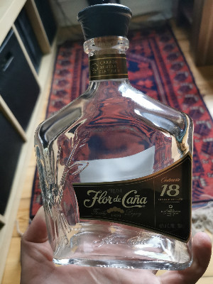 Photo of the rum Flor de Caña Centenario 18 Años taken from user Rumpalumpa