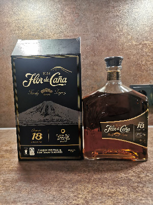 Photo of the rum Flor de Caña Centenario 18 Años taken from user Beach-and-Rum 🏖️🌴