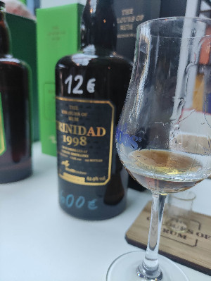 Photo of the rum Trinidad No. 3 taken from user Piotr Ignasiak