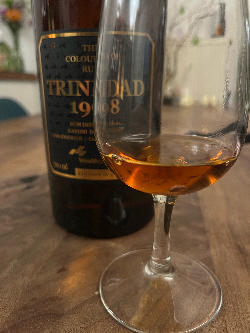 Photo of the rum Trinidad No. 3 taken from user Lot-NAS