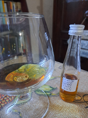 Photo of the rum Rum Agricole Extra Vieux taken from user Émile Shevek
