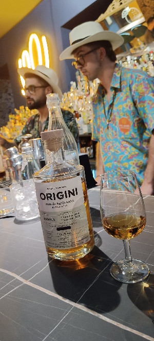 Photo of the rum Origini LROK taken from user Righrum