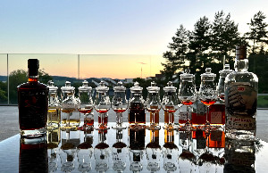 Photo of the rum Wild Series Rum Enmore No. 15 MEC taken from user Jakob