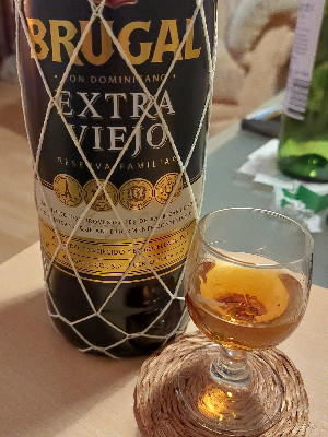 Photo of the rum Extra Viejo taken from user w00tAN