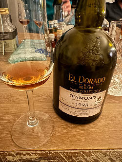 Photo of the rum El Dorado Rare Collection <SVW>DLR taken from user Jarek